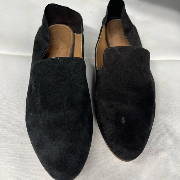 Black pointy toe suede Halogen flats - Picture 2 of 6